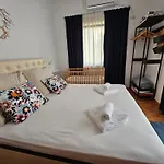 Villa Beachfront Blue Wave In Private Qerret, Albania Golem (Tirana)
