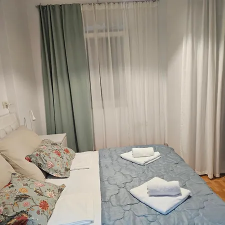 Villa Beachfront Blue Wave In Private Qerret, Albania Golem (Tirana)