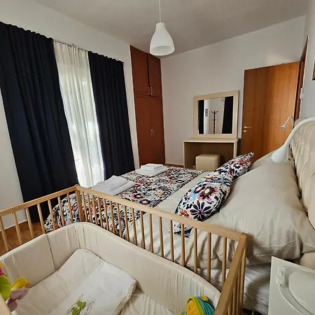Villa Beachfront Blue Wave In Private Qerret, Albania Golem (Tirana)