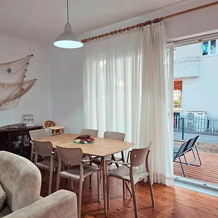 别墅 Beachfront Blue Wave In Private Qerret, Albania