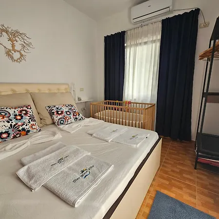 Beachfront Blue Wave In Private Qerret, Albania * 格勒姆