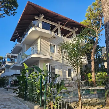 Beachfront Blue Wave With A Private Pool In Qerret, Albania *