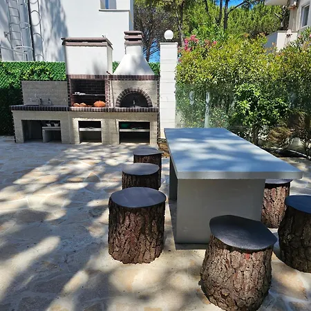 Beachfront Blue Wave With A Private Pool In Qerret, Albania Villa Golem (Tirana)