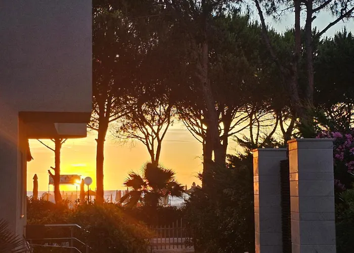 Villa Beachfront Blue Wave In Private Qerret, Albania Golem (Tirana)